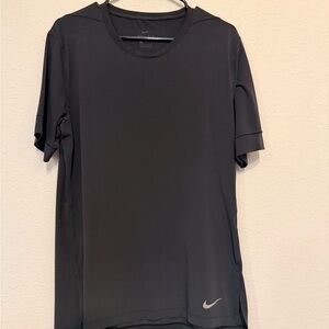 Nike Men’s Black Short Sleeve Athletic Tee with Swoosh